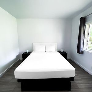 Studio mit Queensize-Bett